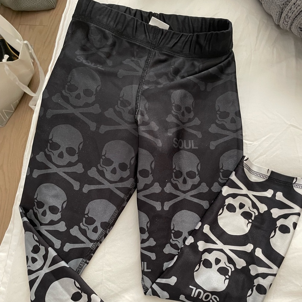 Soul cycle x Zara Teresa skull leggings